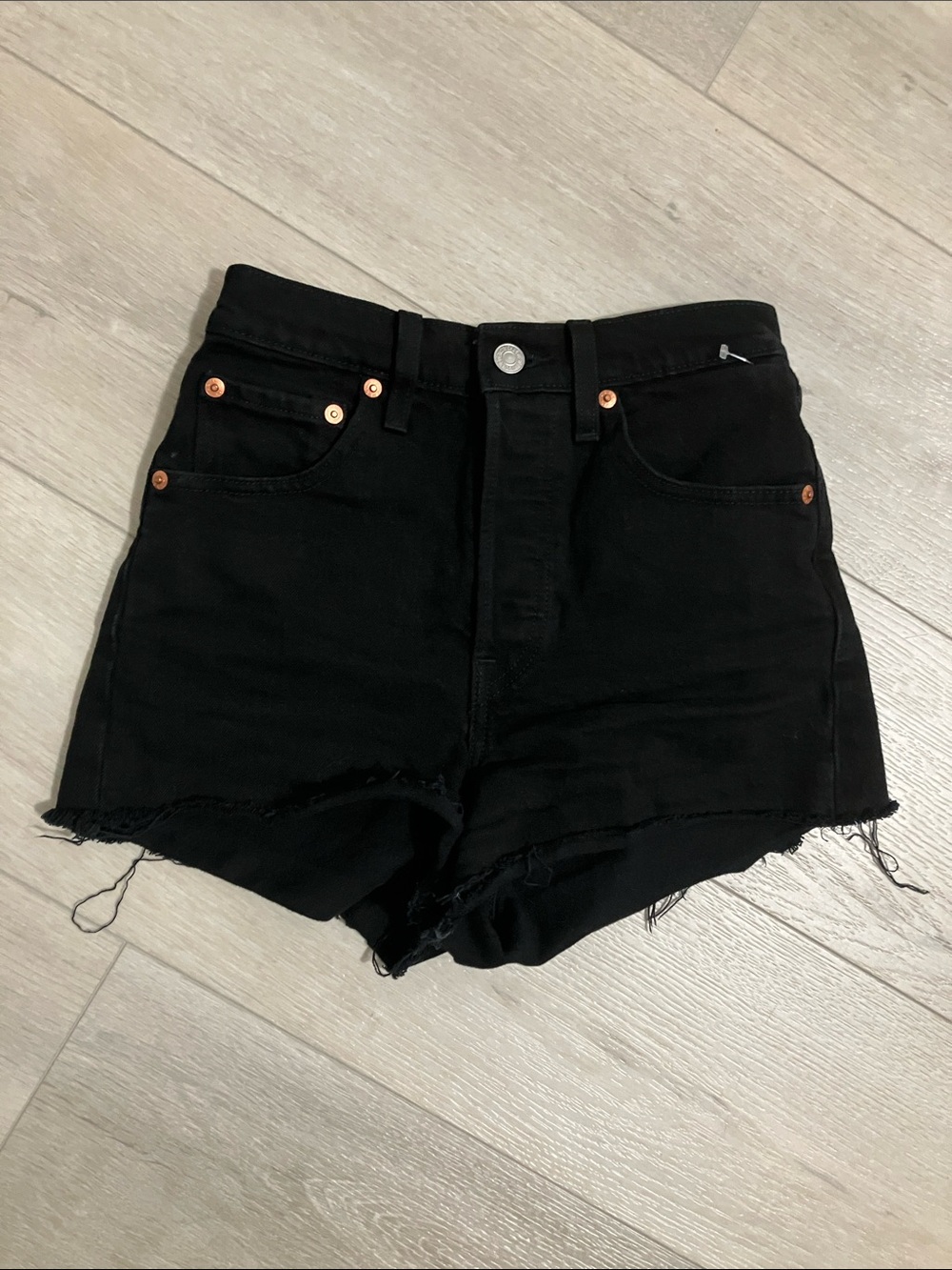 Levi’s, women’s 24 , Ribcage , High-Rise Denim Shorts